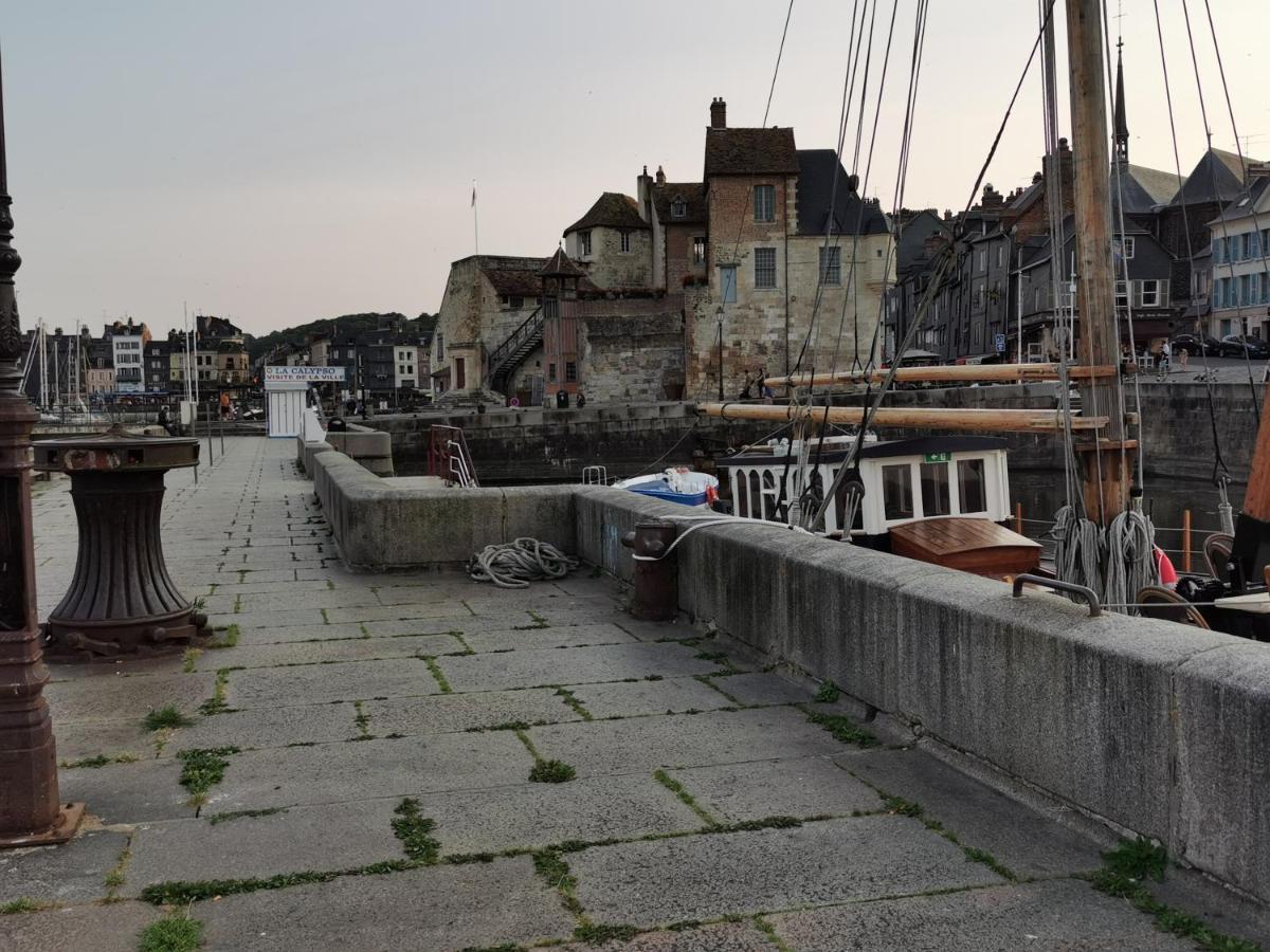 Phare Des Impressionnistes Leilighet Honfleur Eksteriør bilde